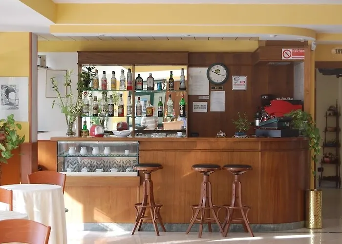 Laurence Hotel