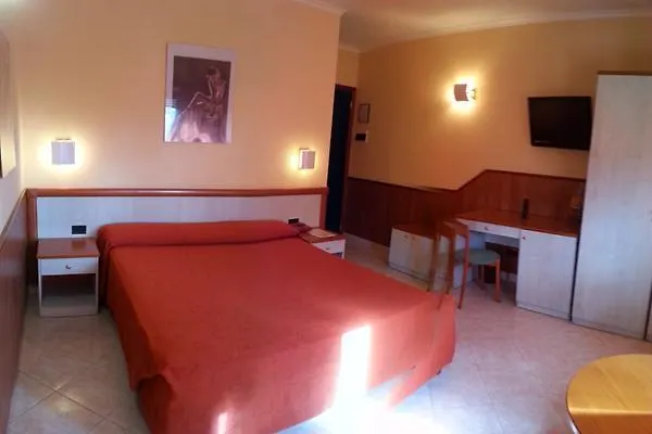 Hotel Laurence 3*